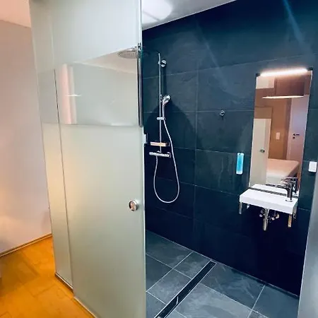 Отель Smart&Beautiful Deluxe