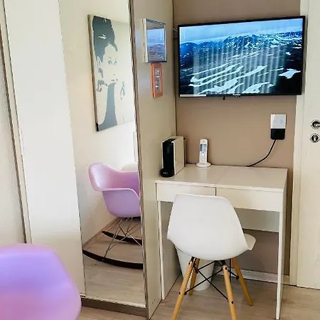 Smart&Beautiful Deluxe Hotell *